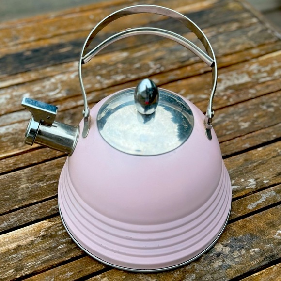 Denmark Tools for Cooks Tea Kettle: Light Pink & Stainless Steel - Picture 4 of 11